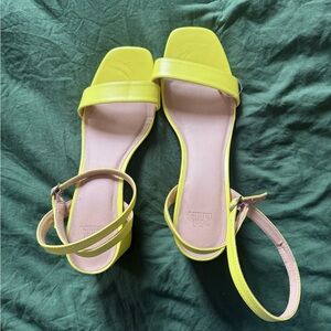 Wild Fable yellow Sandals
